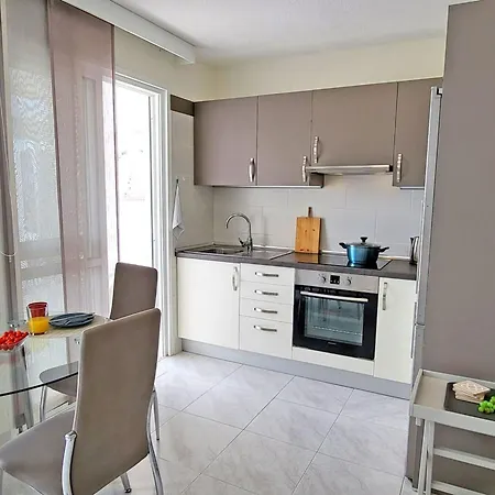 In Mit Terrasse By Interhome דירה *