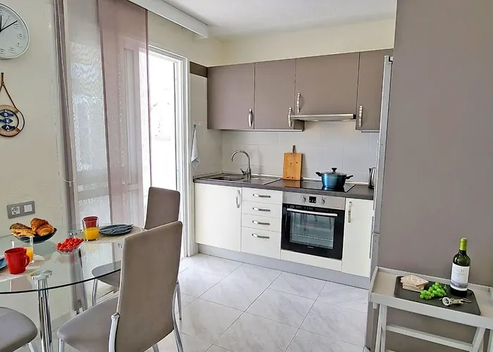 In Mit Terrasse By Interhome Apartament *
